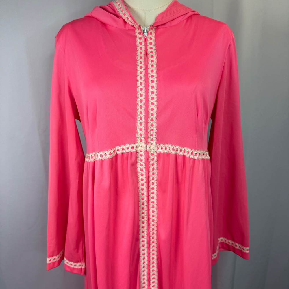 Vintage 1970s Formfit Rogers Pink Maxi Peignoir Set | Hooded Robe /Nightgown set